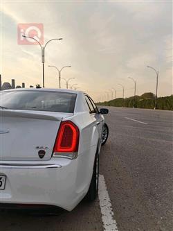 كرايسلر 300